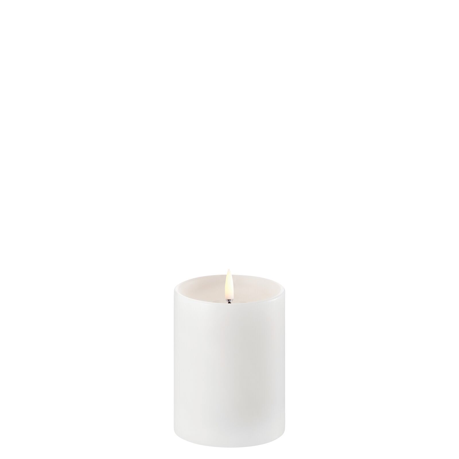 UL-PI-NWS-C78010-largeotto1 Uyuni LED Stumpenkerze shoulder 7,8x10cm nordic white